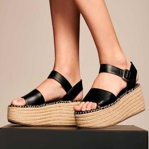 NWT Touche Collection Platforms